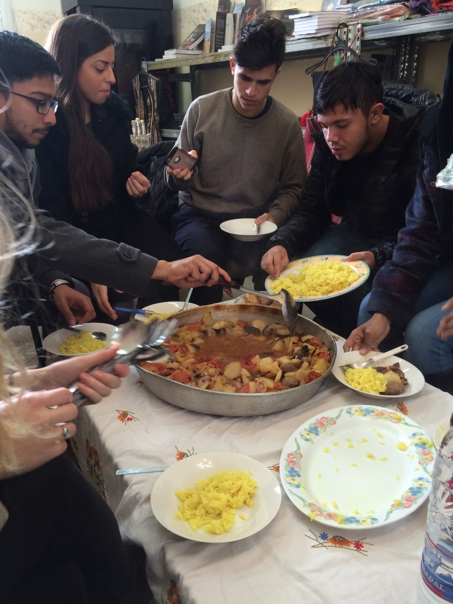 People eating lunch together.